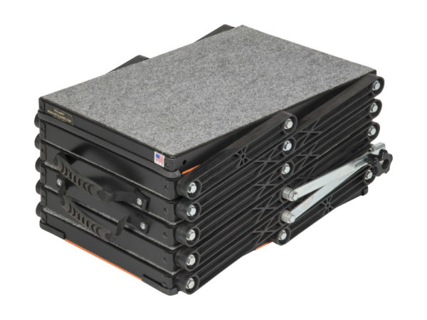 thumbnail image 2 of Ultra Light 14.5" Platform, 4-Step Made In USA Pet Loader 2 of 10